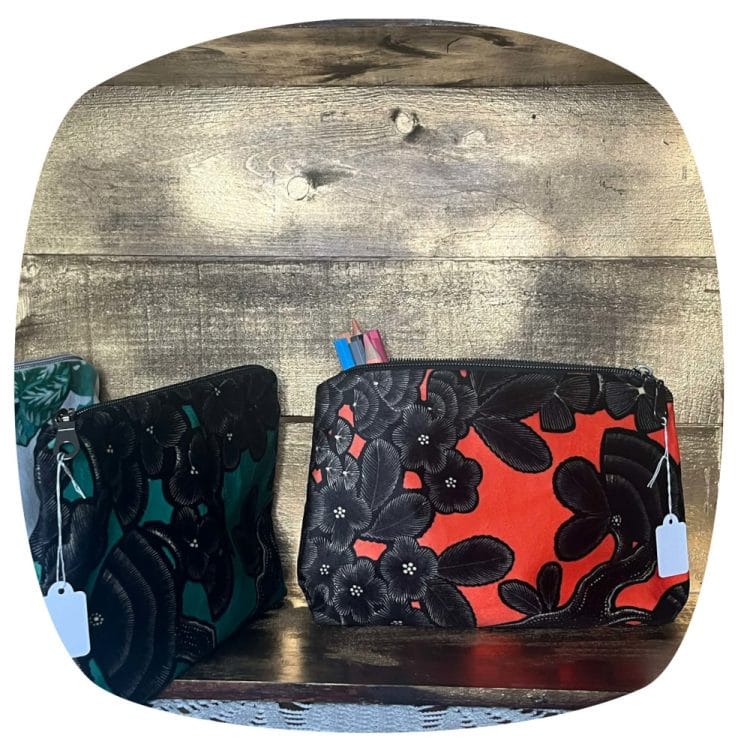 Trousses Velours Ras